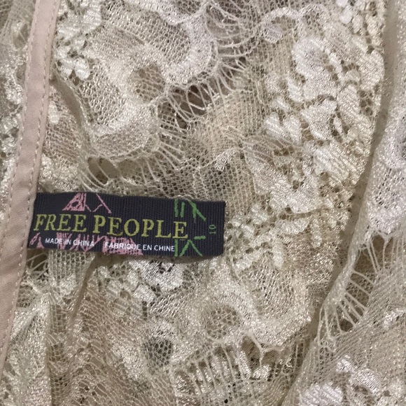 Free People cream lace dress. Size 10 - Picture 4 of 4